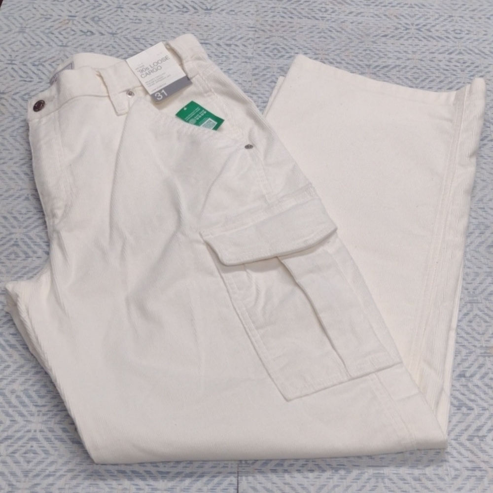 GAP Women's Corduroy Cream Straight Leg Pants